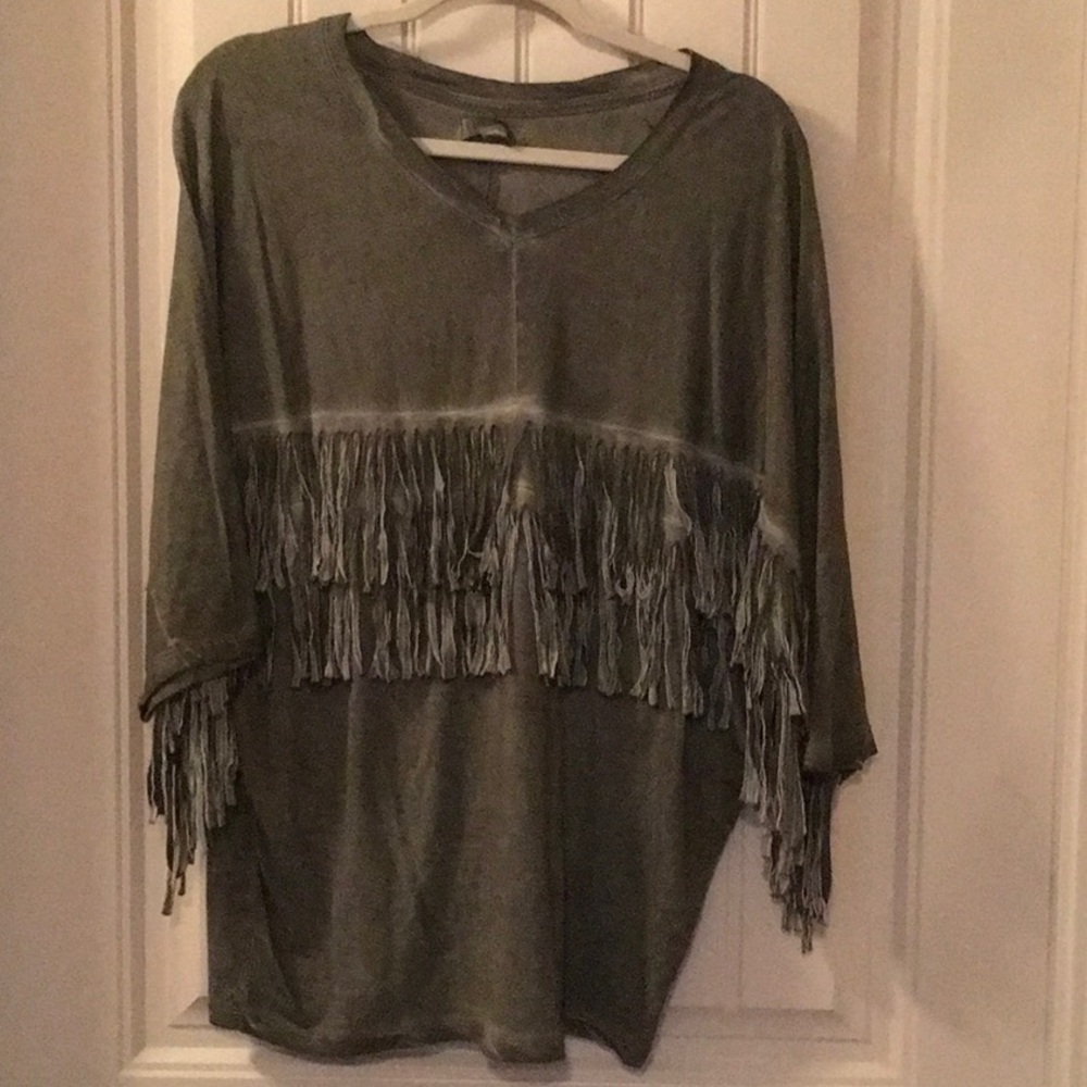 Carapace Fringe Top